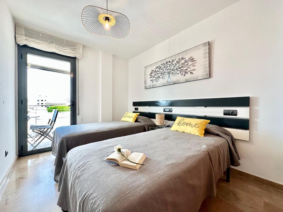 Apartament Marina Park Roses Zewnętrze zdjęcie