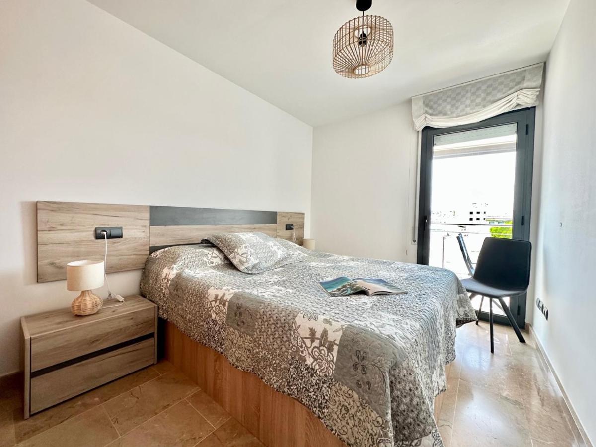 Apartament Marina Park Roses Zewnętrze zdjęcie